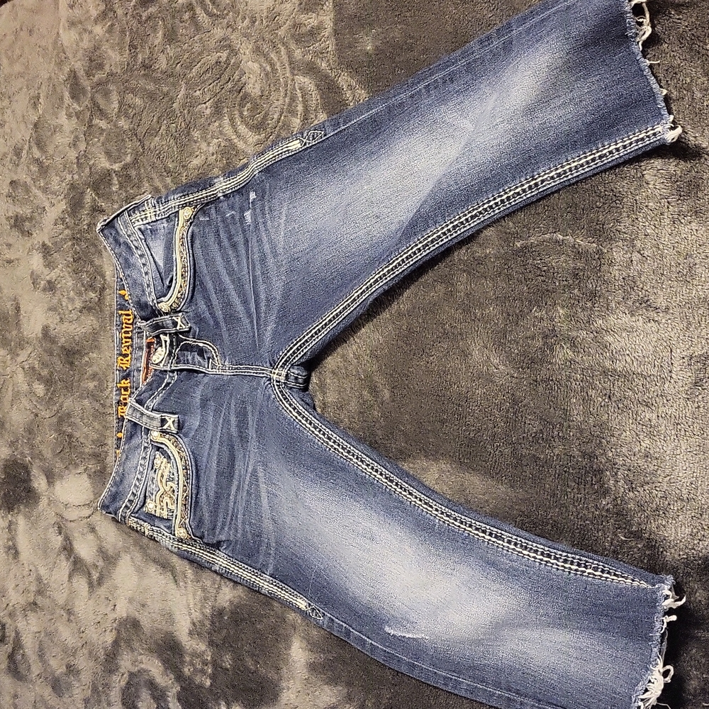 Size 25 ROCK REVIVAL capris